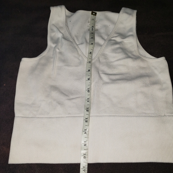 Jo and CO Sport top crop top large white - Picture 4 of 6